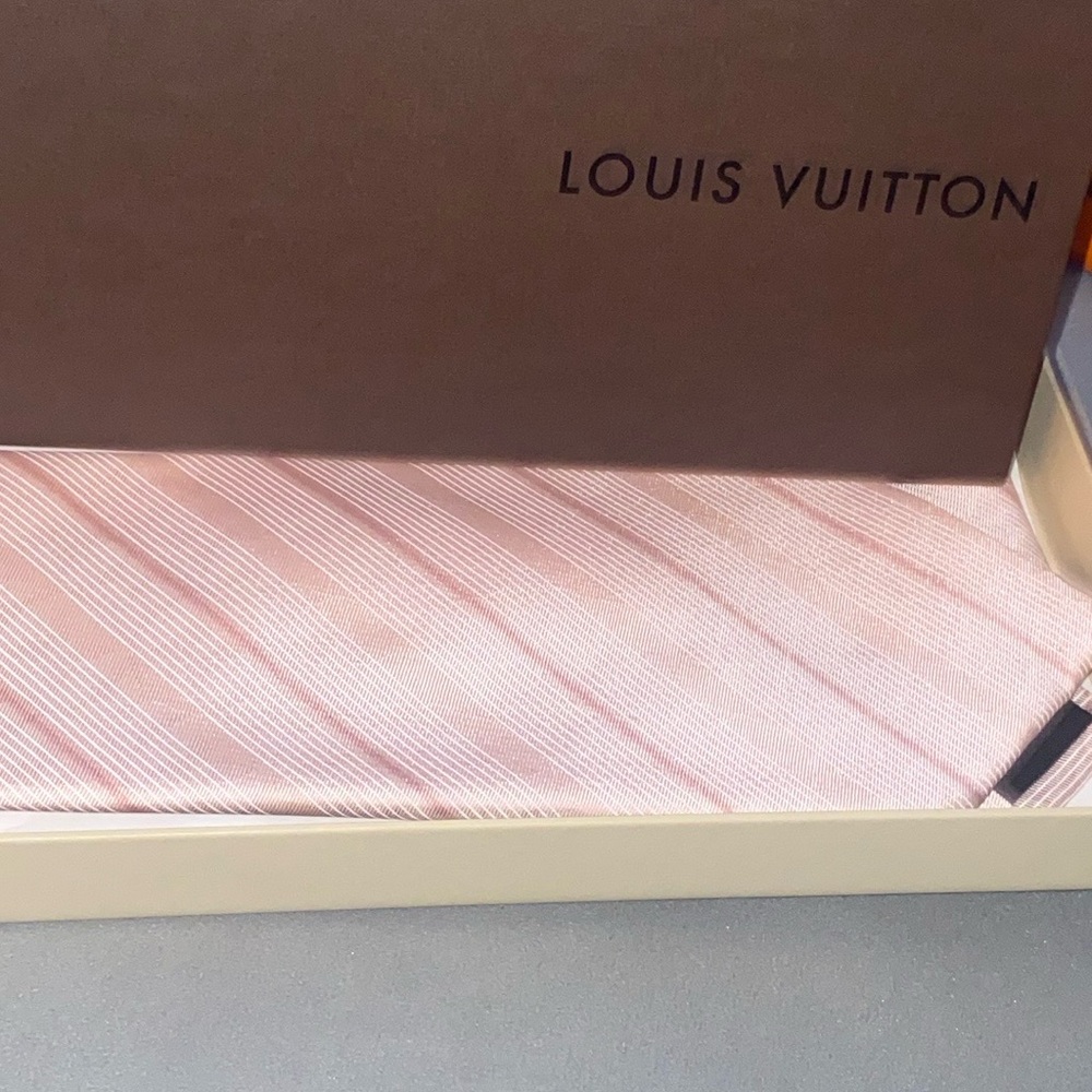 Louis Vuitton Light Pink Striped Tie and Blue Tie in Box Pre loved condition - Picture 10 of 14